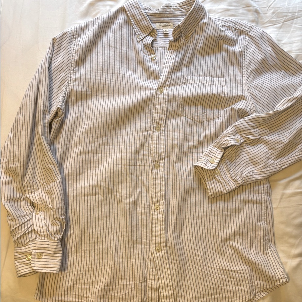 🚨2 for $12🚨Men's Striped Shirt